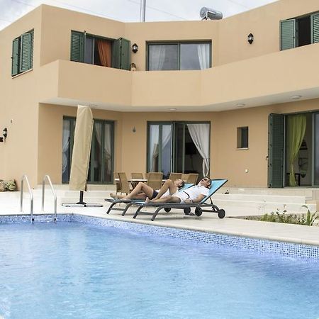 Bellevue Villa Anarita Ruang foto