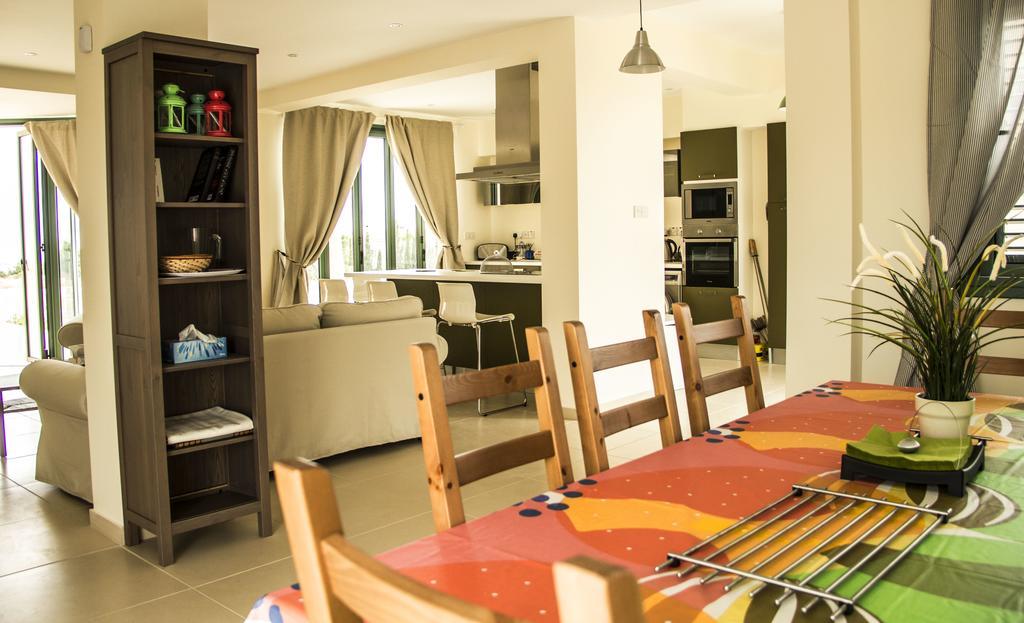 Bellevue Villa Anarita Ruang foto
